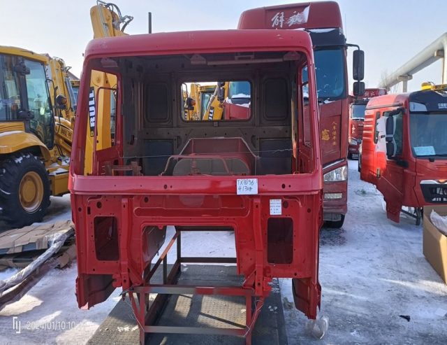 Каркас кабины на самосвал HOWO HW76 оригинал Фото 3